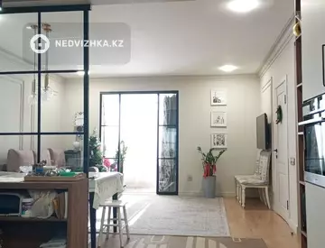 3-комнатная квартира, этаж 3 из 17, 74 м²