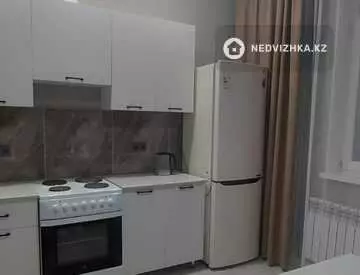 48 м², 1-комнатная квартира, этаж 3 из 9, 48 м², посуточно, изображение - 0