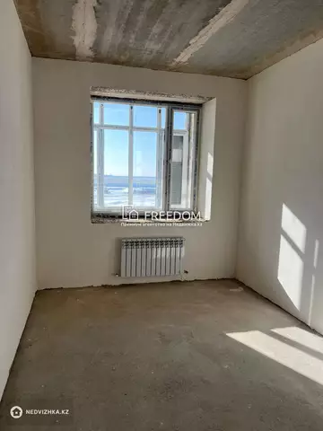 4-комнатная квартира, этаж 4 из 9, 84 м²