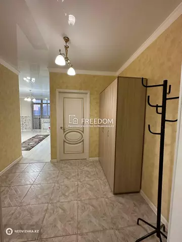 1-комнатная квартира, этаж 6 из 9, 53 м²