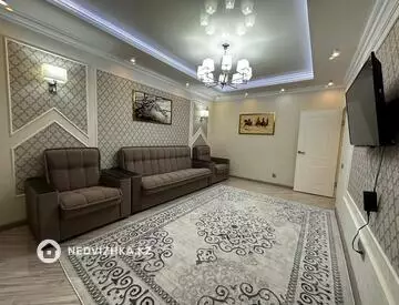 3-комнатная квартира, этаж 9 из 9, 100 м²