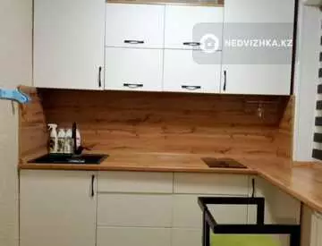 2-комнатная квартира, этаж 3 из 5, 43 м²