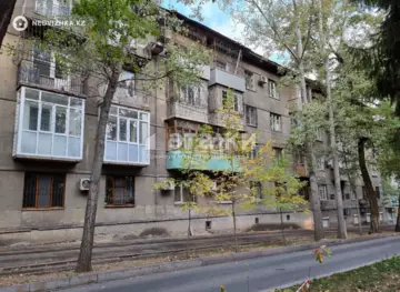 4-комнатная квартира, этаж 3 из 4, 108 м²