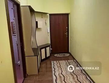 3-комнатная квартира, этаж 2 из 13, 131 м²