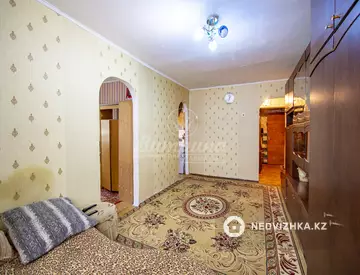 2-комнатная квартира, этаж 1 из 4, 42 м²