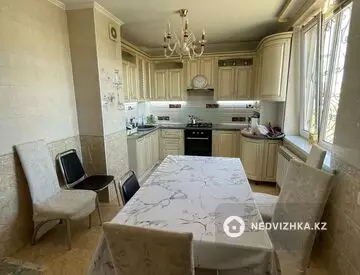 3-комнатная квартира, этаж 3 из 9, 111 м²