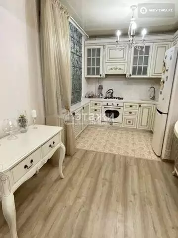 3-комнатная квартира, этаж 2 из 5, 75 м²