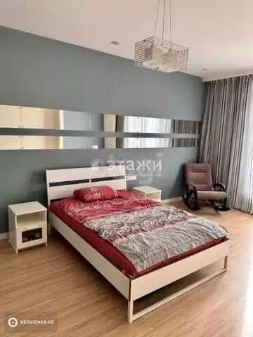 3-комнатная квартира, этаж 3 из 21, 105 м², на длительный срок