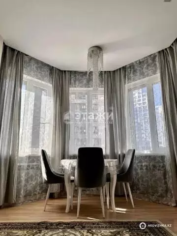 3-комнатная квартира, этаж 3 из 21, 105 м², на длительный срок