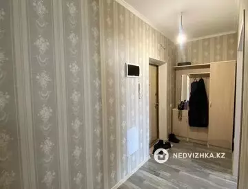 1-комнатная квартира, этаж 9 из 9, 37 м²