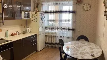 64 м², 2-комнатная квартира, этаж 6 из 10, 64 м², изображение - 0