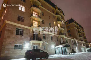 4-комнатная квартира, этаж 3 из 7, 120 м²
