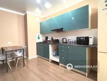 2-комнатная квартира, этаж 3 из 9, 50 м²