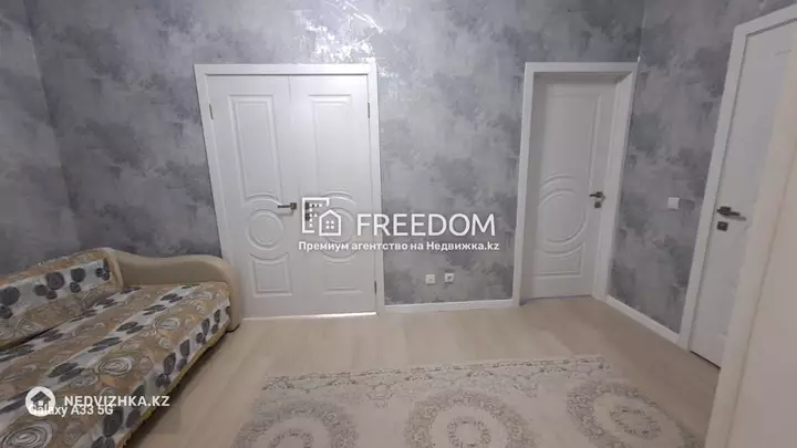 57 м², 1-комнатная квартира, этаж 7 из 12, 57 м², изображение - 1