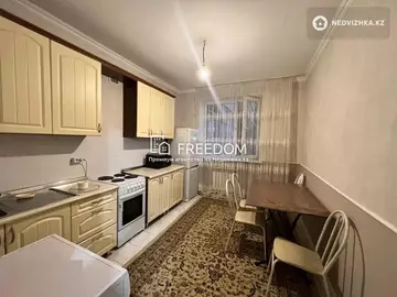 60 м², 2-комнатная квартира, этаж 2 из 9, 60 м², изображение - 1