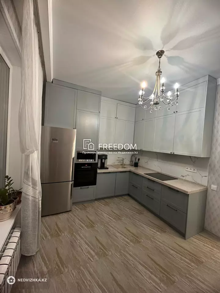 100 м², 3-комнатная квартира, этаж 4 из 9, 100 м², изображение - 1