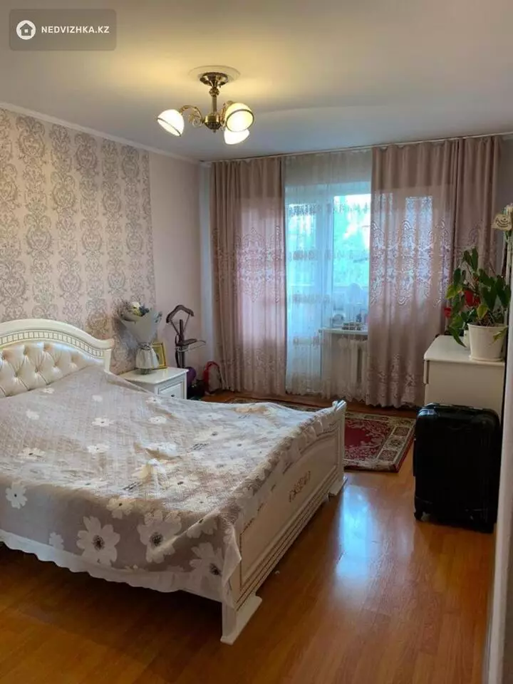 74 м², 4-комнатная квартира, этаж 5 из 5, 74 м², изображение - 1