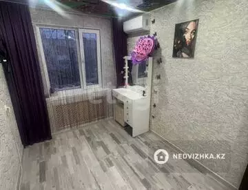 2-комнатная квартира, этаж 4 из 5, 44 м²