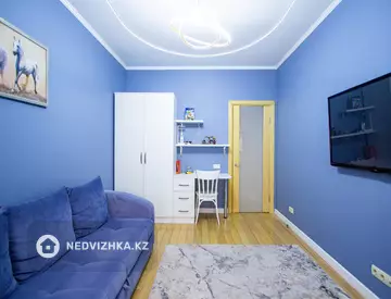 5-комнатная квартира, этаж 16 из 18, 176 м²