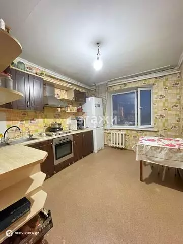 2-комнатная квартира, этаж 10 из 10, 57 м²