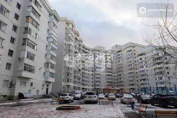 2-комнатная квартира, этаж 7 из 10, 82 м²