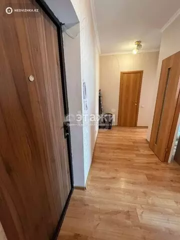 1-комнатная квартира, этаж 4 из 9, 40 м²