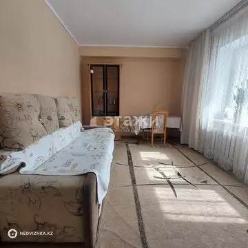 3-комнатная квартира, этаж 3 из 4, 60 м²