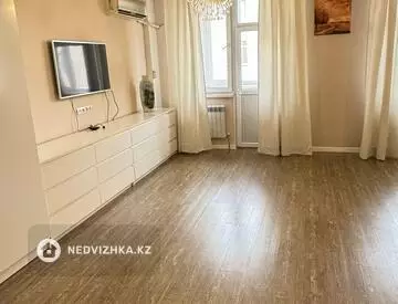 74 м², 3-комнатная квартира, этаж 8 из 10, 74 м², изображение - 0