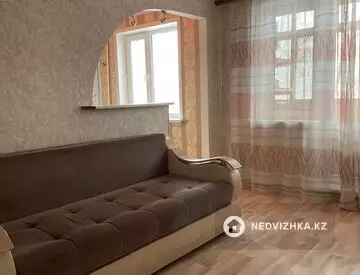 2-комнатная квартира, этаж 4 из 5, 44 м²