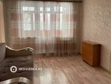 2-комнатная квартира, этаж 4 из 5, 44 м²