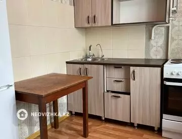 2-комнатная квартира, этаж 4 из 5, 44 м²