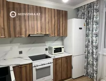 2-комнатная квартира, этаж 3 из 15, 60 м²