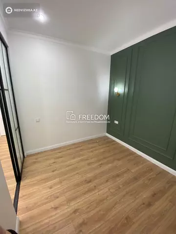 2-комнатная квартира, этаж 5 из 12, 40 м²