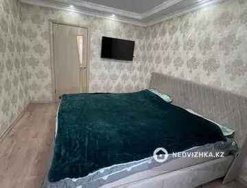 3-комнатная квартира, этаж 2 из 9, 69 м²