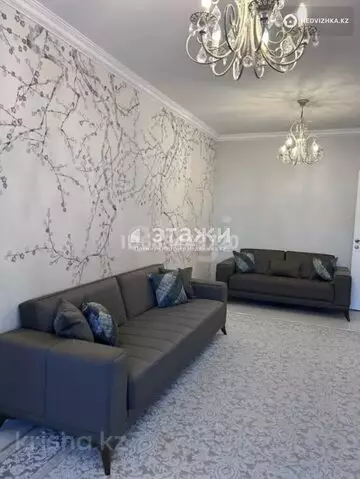 5-комнатная квартира, этаж 3 из 8, 150 м²