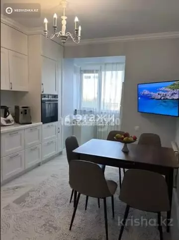 5-комнатная квартира, этаж 3 из 8, 150 м²