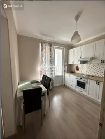 1-комнатная квартира, этаж 10 из 11, 35 м²