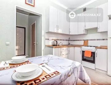 40 м², 1-комнатная квартира, этаж 3 из 12, 40 м², посуточно, изображение - 4