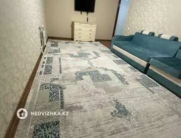 3-комнатная квартира, этаж 8 из 9, 74 м²