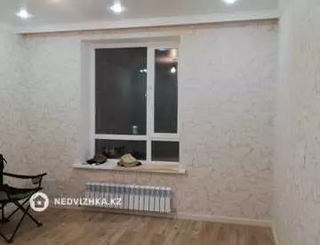 2-комнатная квартира, этаж 4 из 9, 60 м²