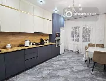 2-комнатная квартира, этаж 7 из 19, 100 м²