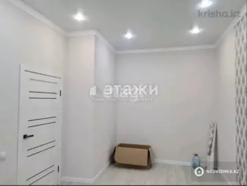 1-комнатная квартира, этаж 4 из 10, 37 м²