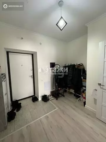 1-комнатная квартира, этаж 2 из 8, 40 м²