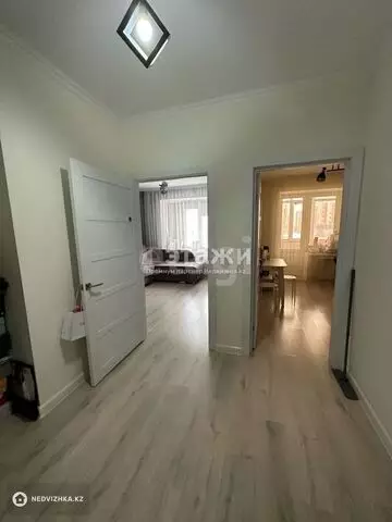 1-комнатная квартира, этаж 2 из 8, 40 м²