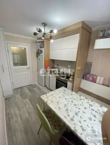 2-комнатная квартира, этаж 6 из 6, 50 м²