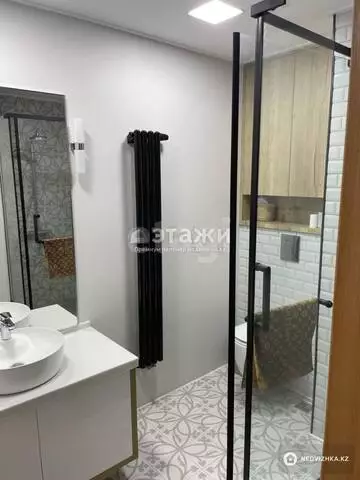 4-комнатная квартира, этаж 24 из 30, 150 м²