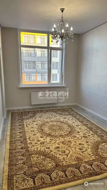 2-комнатная квартира, этаж 9 из 17, 38 м²