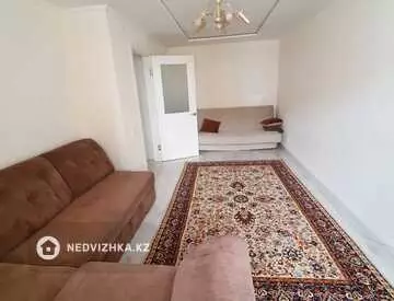 1-комнатная квартира, этаж 4 из 6, 35 м²