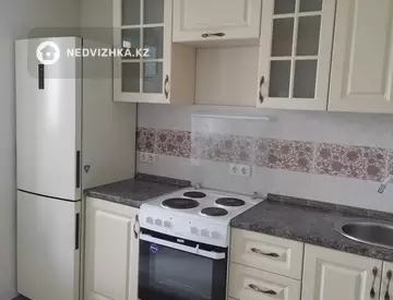 1-комнатная квартира, этаж 4 из 6, 35 м²