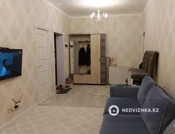 3-комнатная квартира, этаж 2 из 10, 80 м²